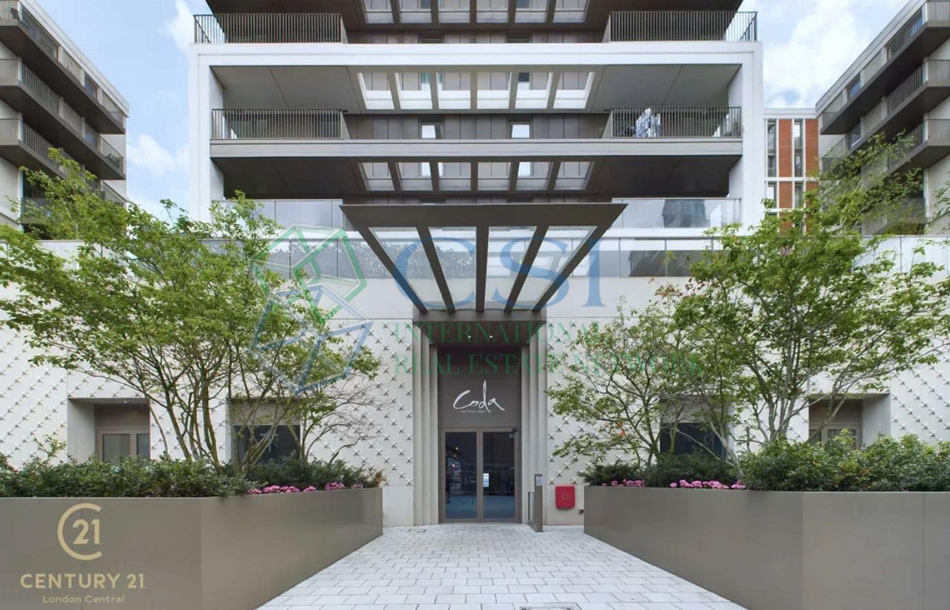 Elegante appartamento con balcone nel prestigioso Coda Building a Londra