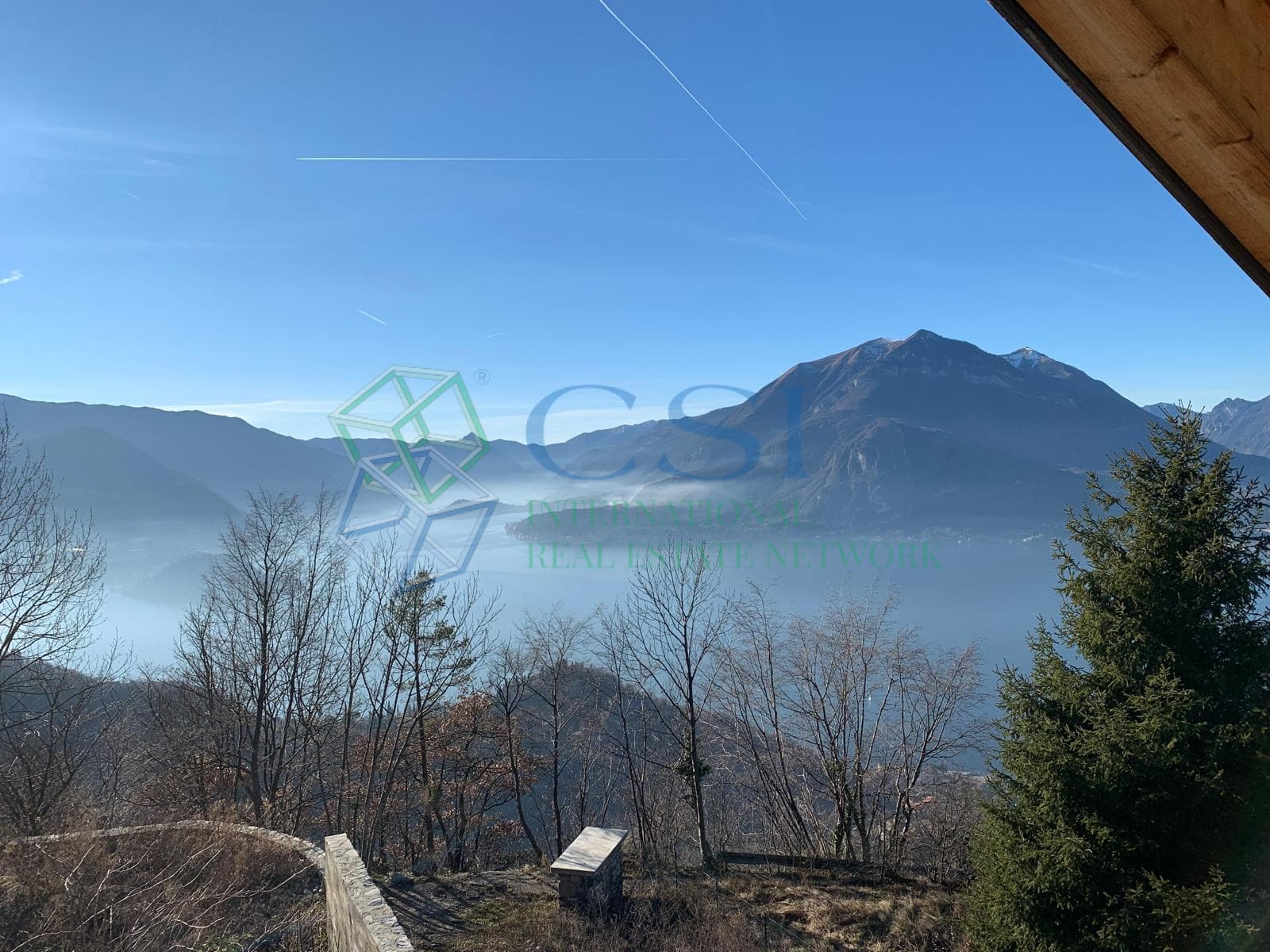 Villa di nuova costruzione con vista panoramica sul Lago di Como a Varenna