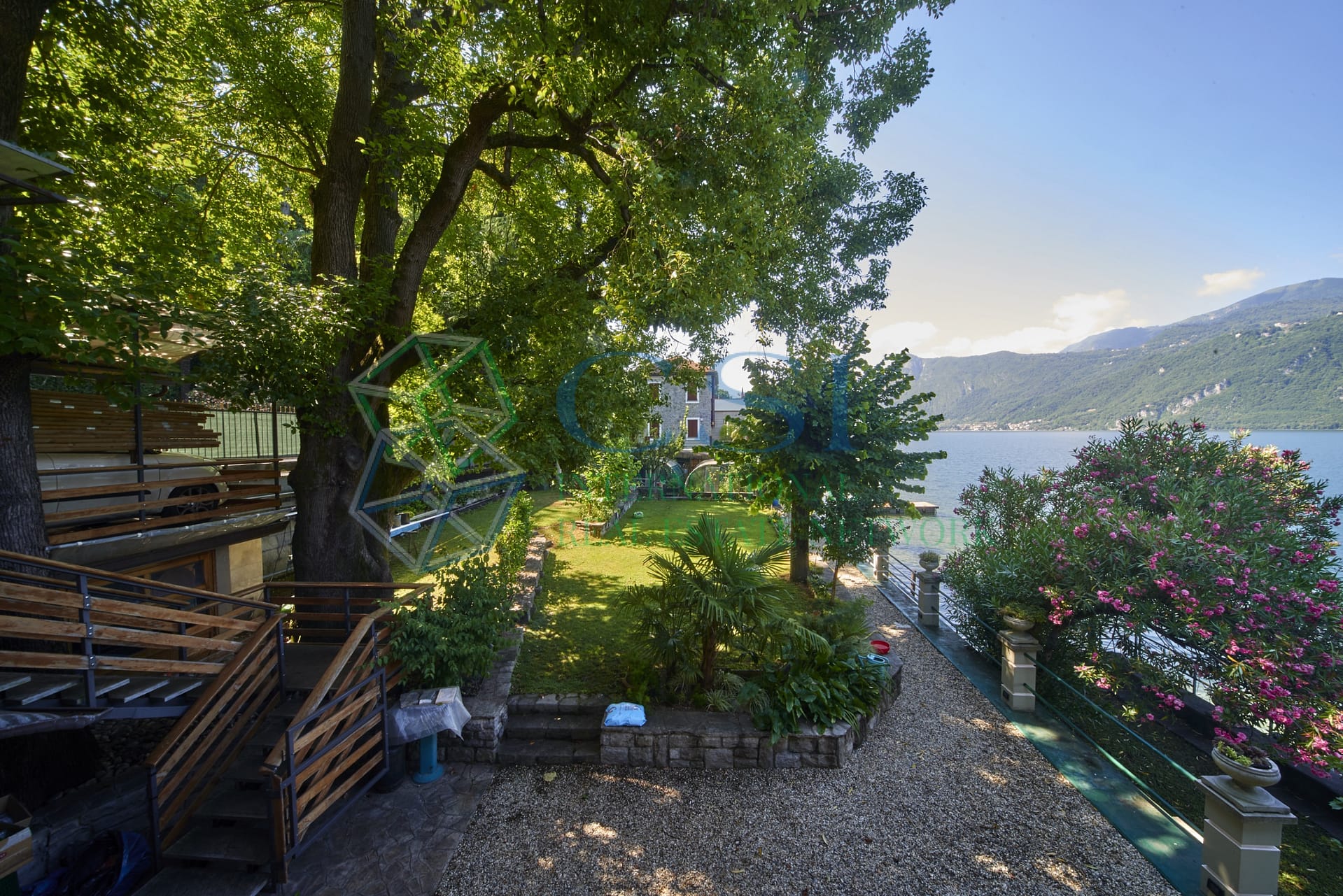 ITALIA – Villa sul lago di Como - Lierna