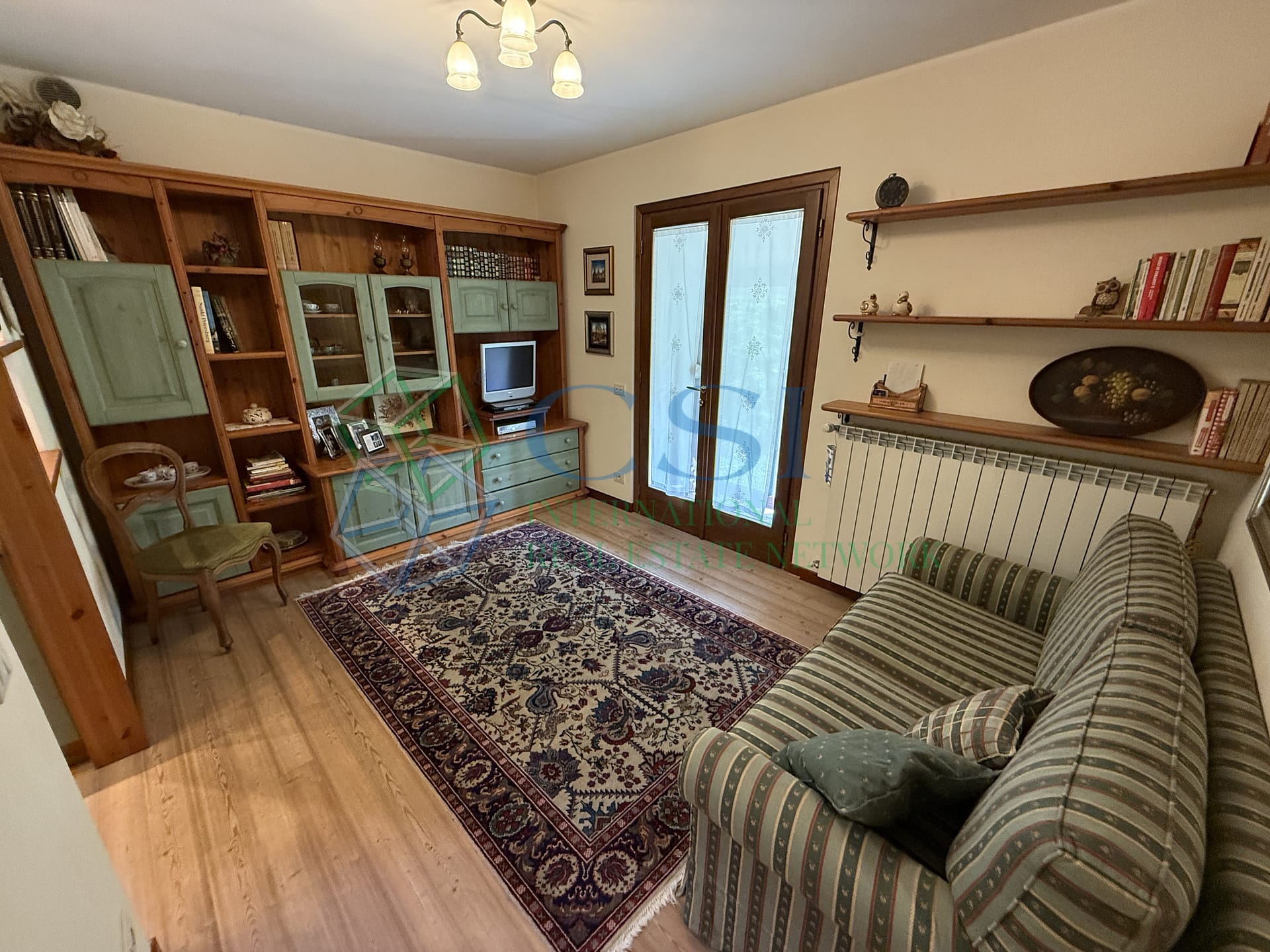 Villa padronale con piscina, dependance e parco privato a Merone
