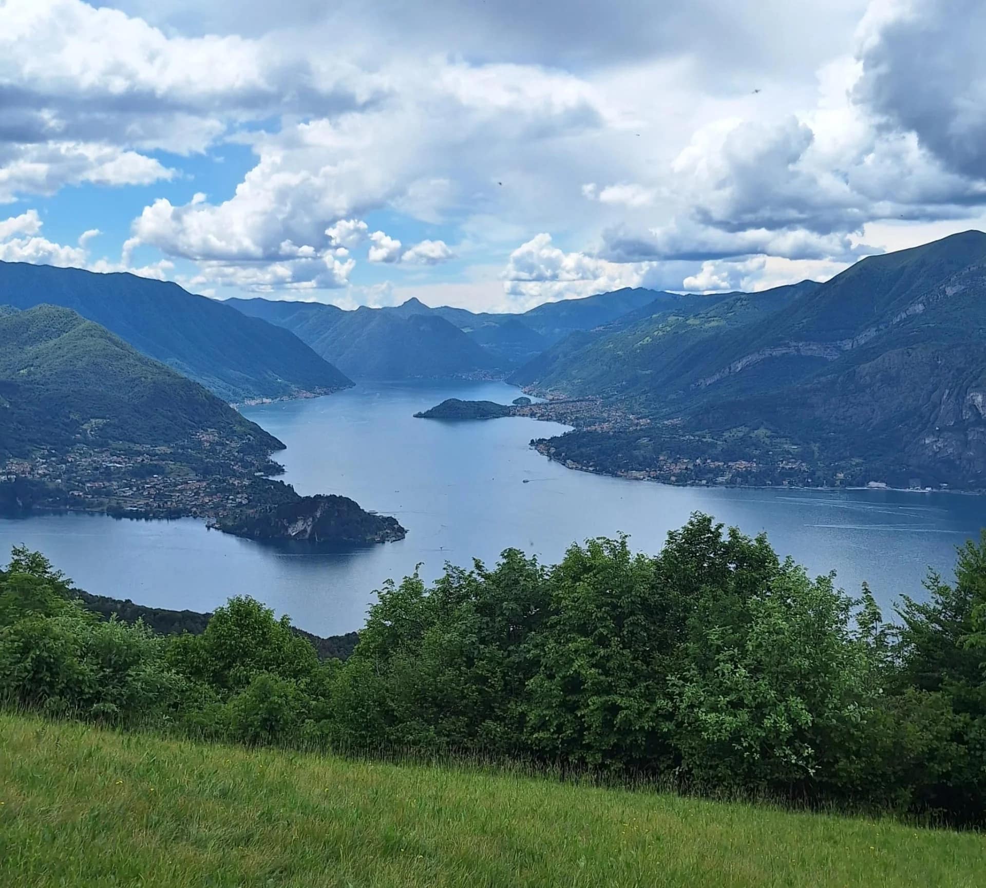 Villa di nuova costruzione con vista panoramica sul Lago di Como a Varenna